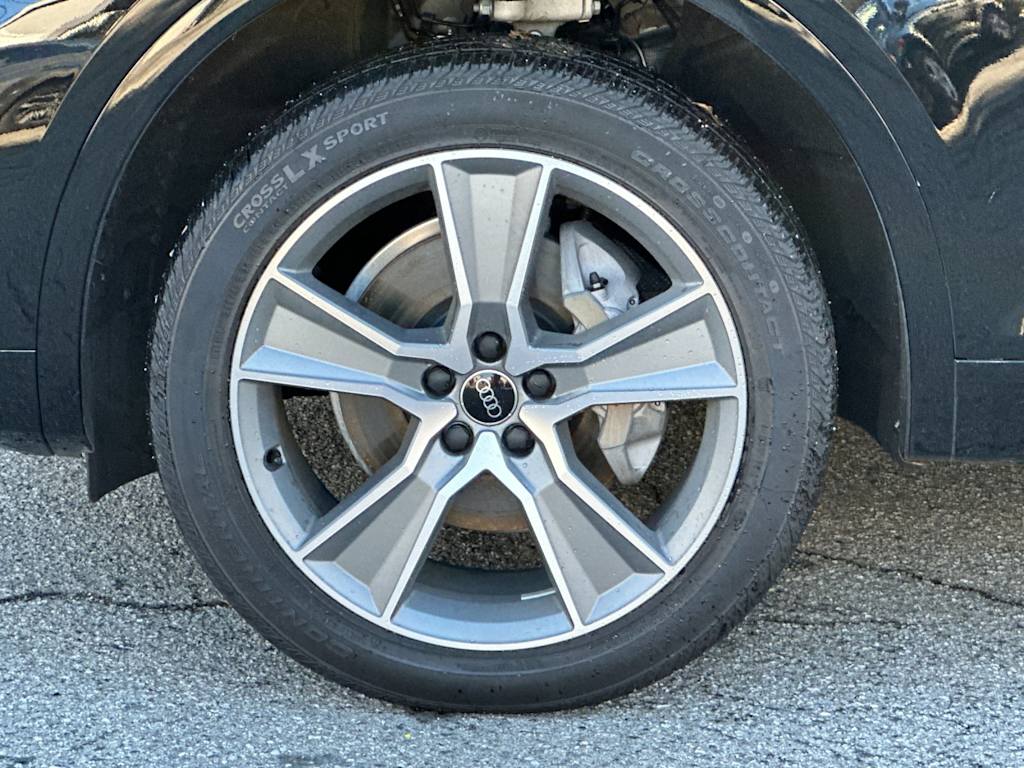 Thumbnail: 2025 Audi Q5 - 7