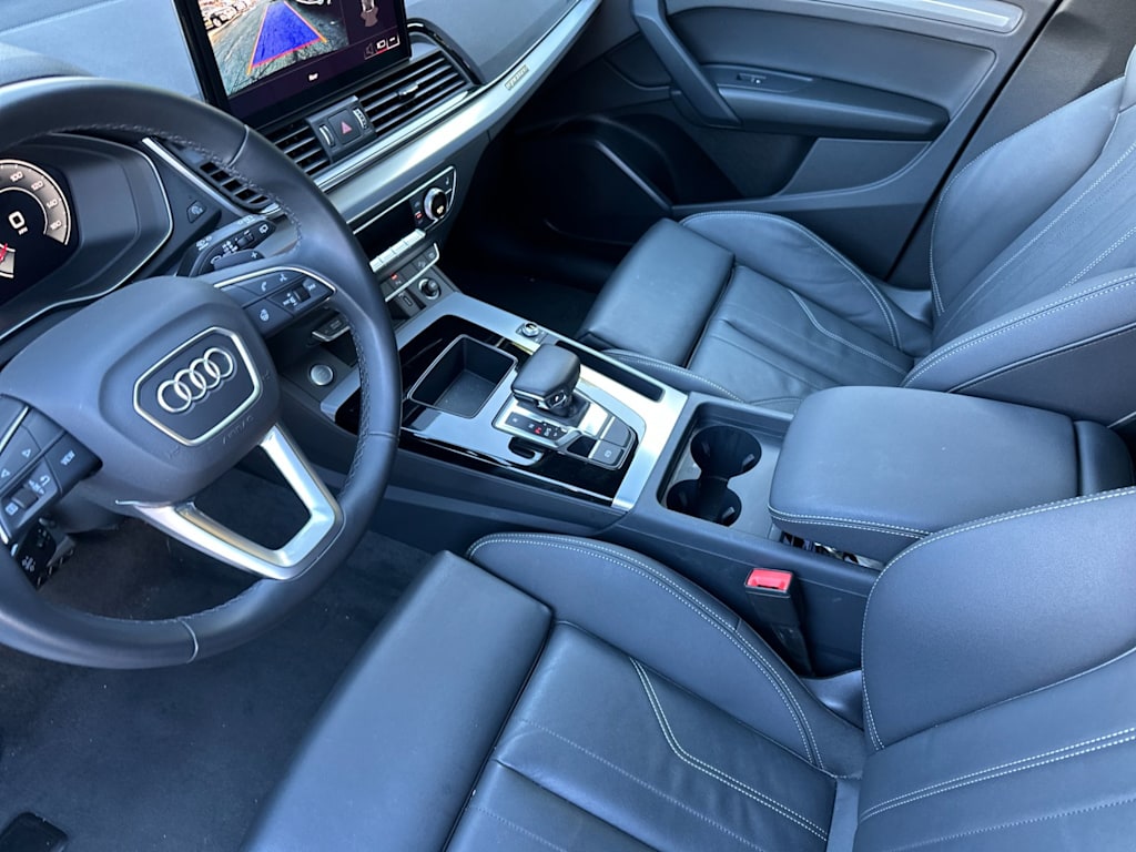 Thumbnail: 2025 Audi Q5 - 9