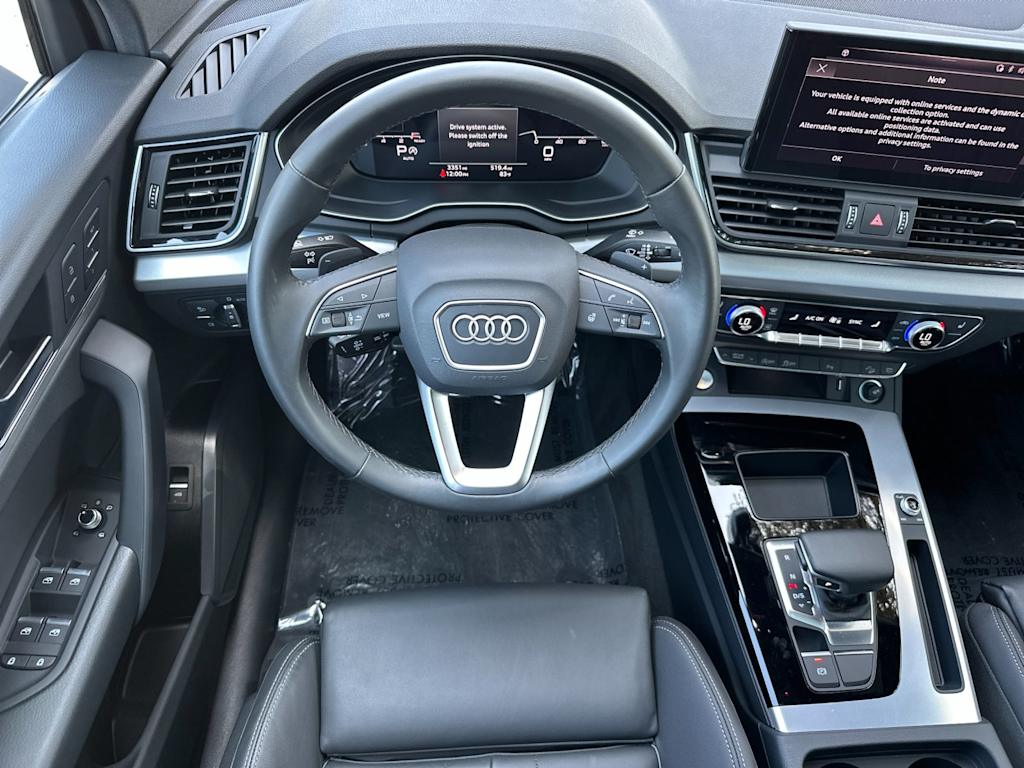 Thumbnail: 2025 Audi Q5 - 11