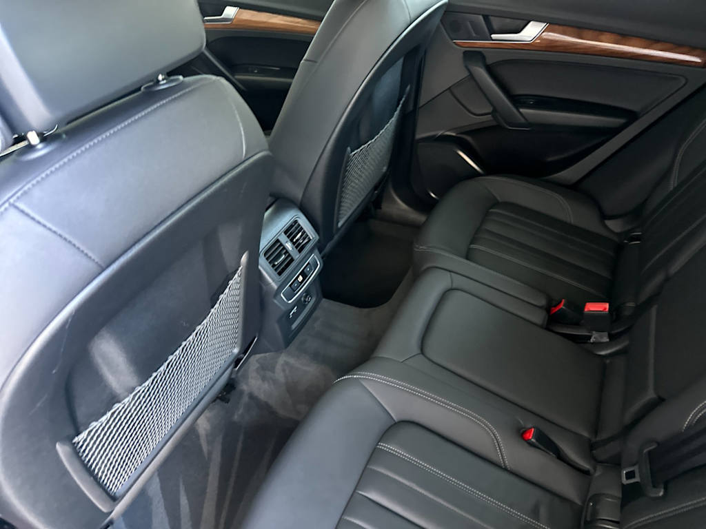 Thumbnail: 2023 Audi Q5 - 9