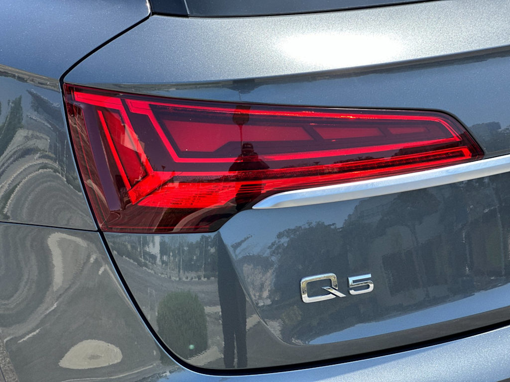 Thumbnail: 2023 Audi Q5 - 29