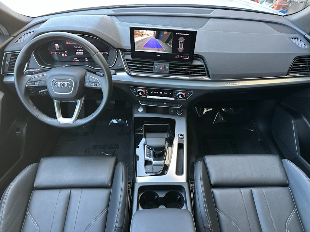 Thumbnail: 2025 Audi Q5 - 2