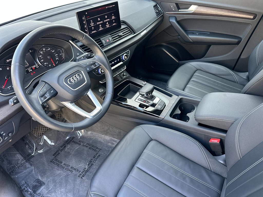 Thumbnail: 2023 Audi Q5 - 8