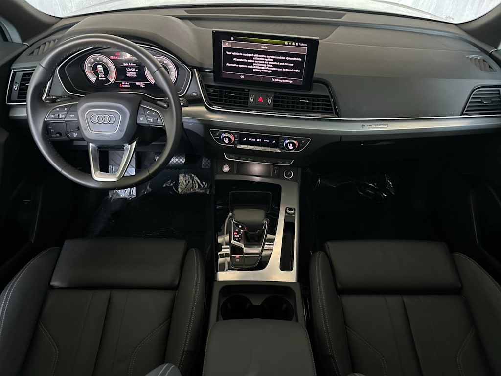 Thumbnail: 2025 Audi Q5 - 2