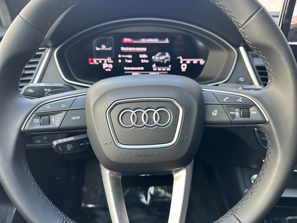 Thumbnail: 2025 Audi Q5 - 26