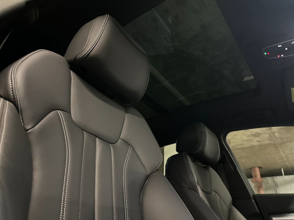 Thumbnail: 2025 Audi Q5 - 13