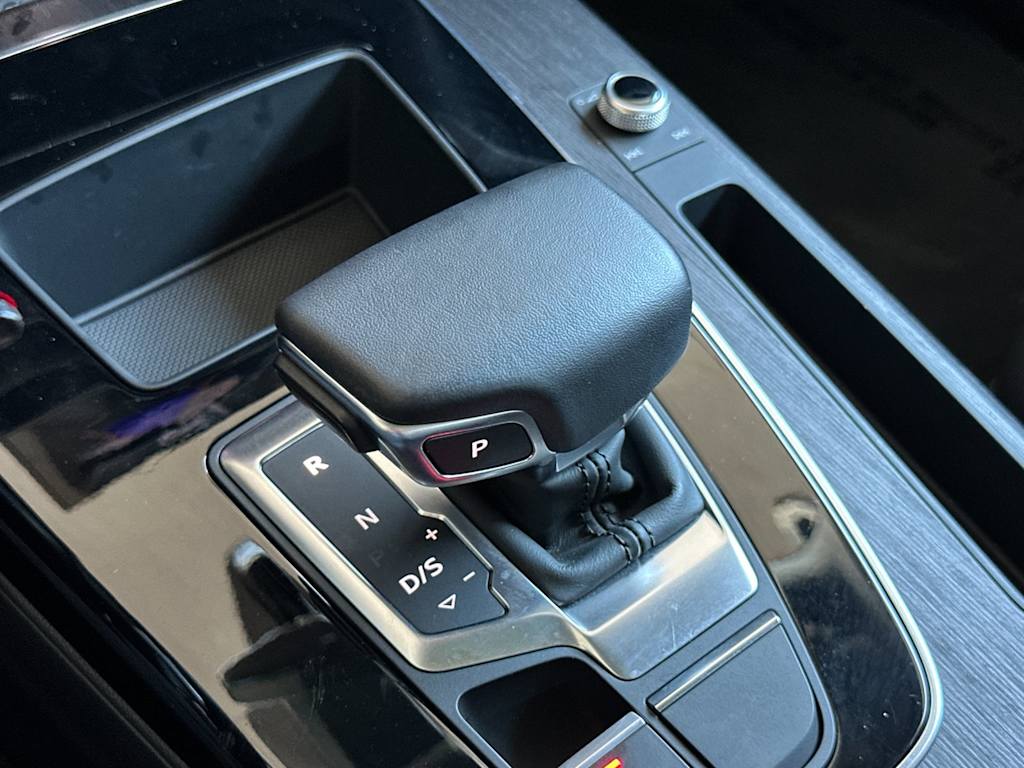 Thumbnail: 2023 Audi Q5 - 13