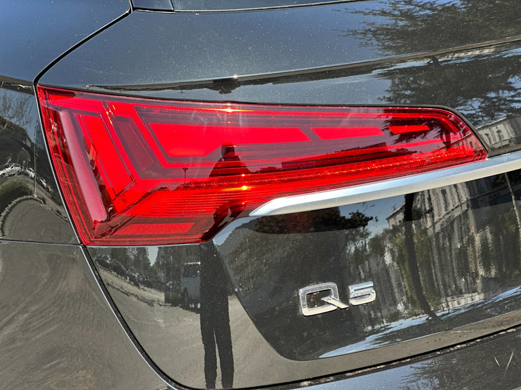Thumbnail: 2023 Audi Q5 - 29
