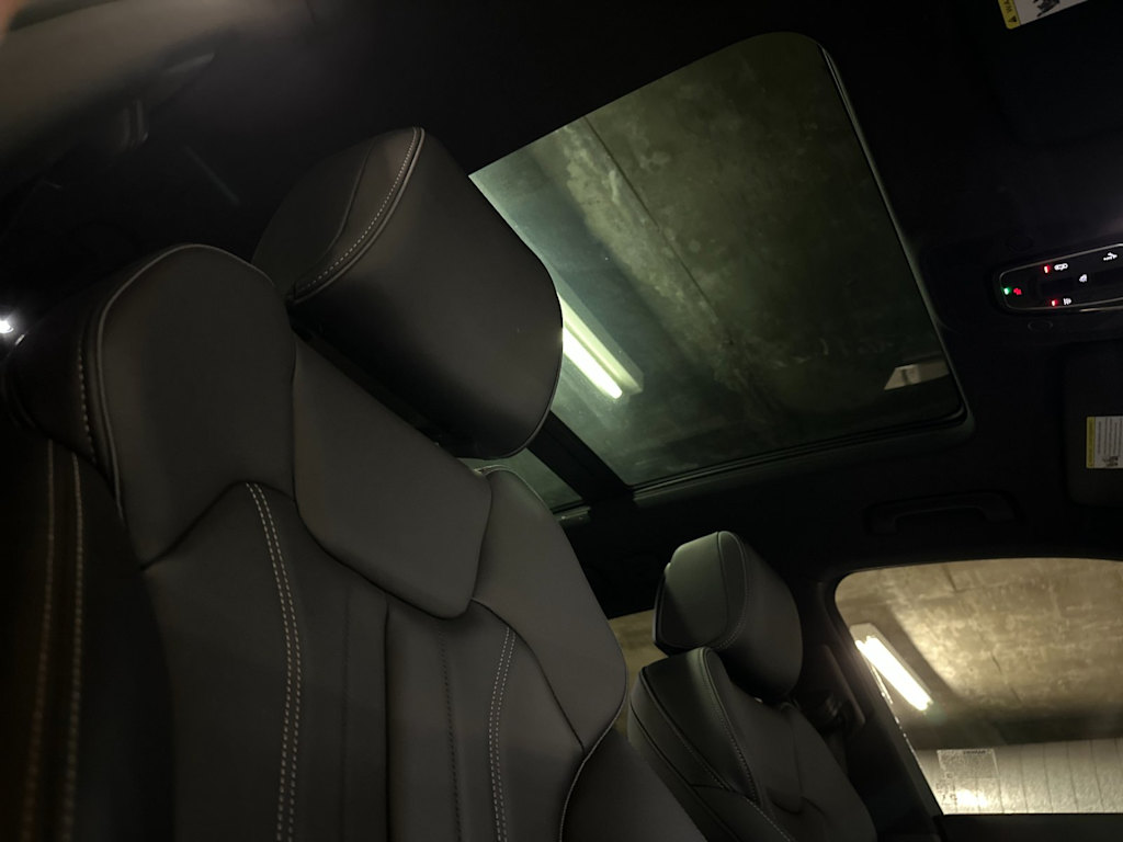 Thumbnail: 2025 Audi Q5 - 21