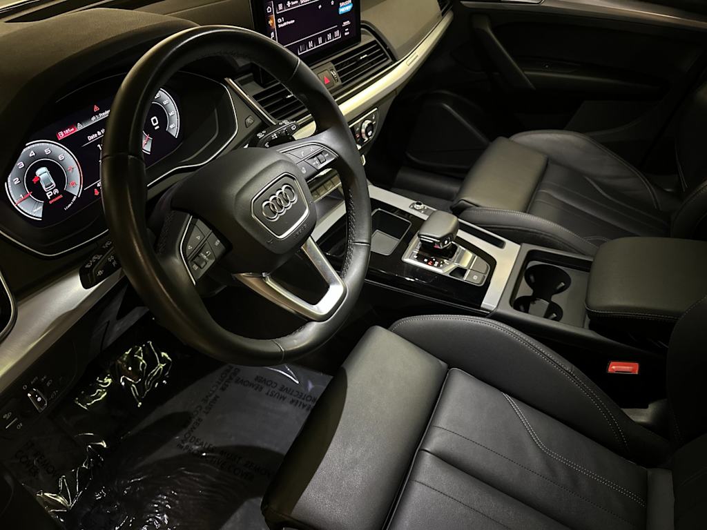Thumbnail: 2025 Audi Q5 - 7