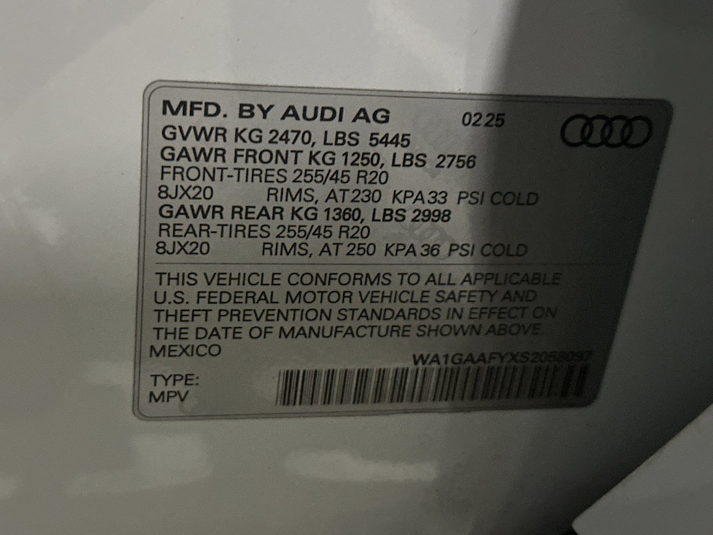Thumbnail: 2025 Audi Q5 - 15