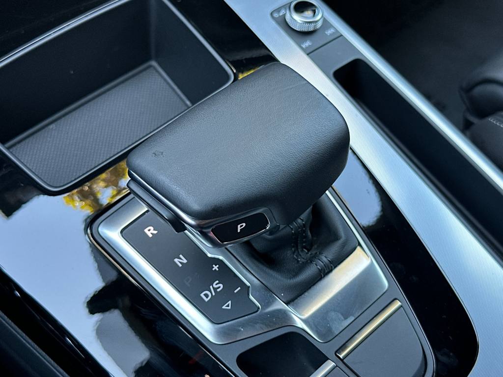 Thumbnail: 2025 Audi Q5 - 13