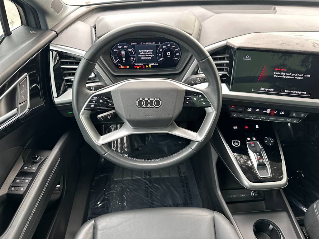 Thumbnail: 2023 Audi Q4 e-tron - 11