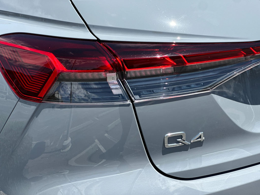 Thumbnail: 2024 Audi Q4 e-tron - 29