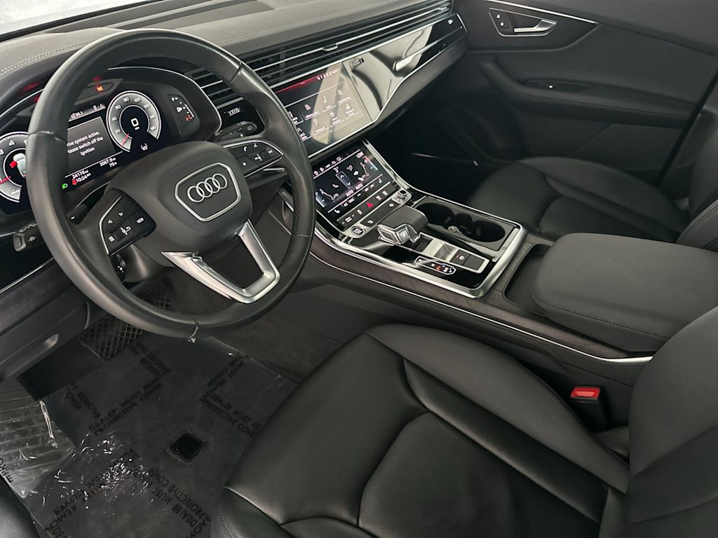 Thumbnail: 2023 Audi Q7 - 8