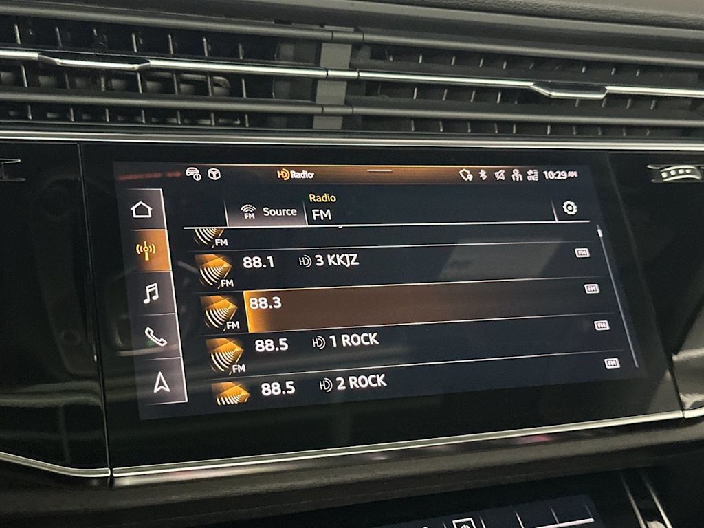 Thumbnail: 2023 Audi Q7 - 12