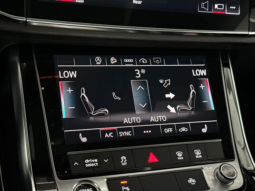 Thumbnail: 2023 Audi Q7 - 25