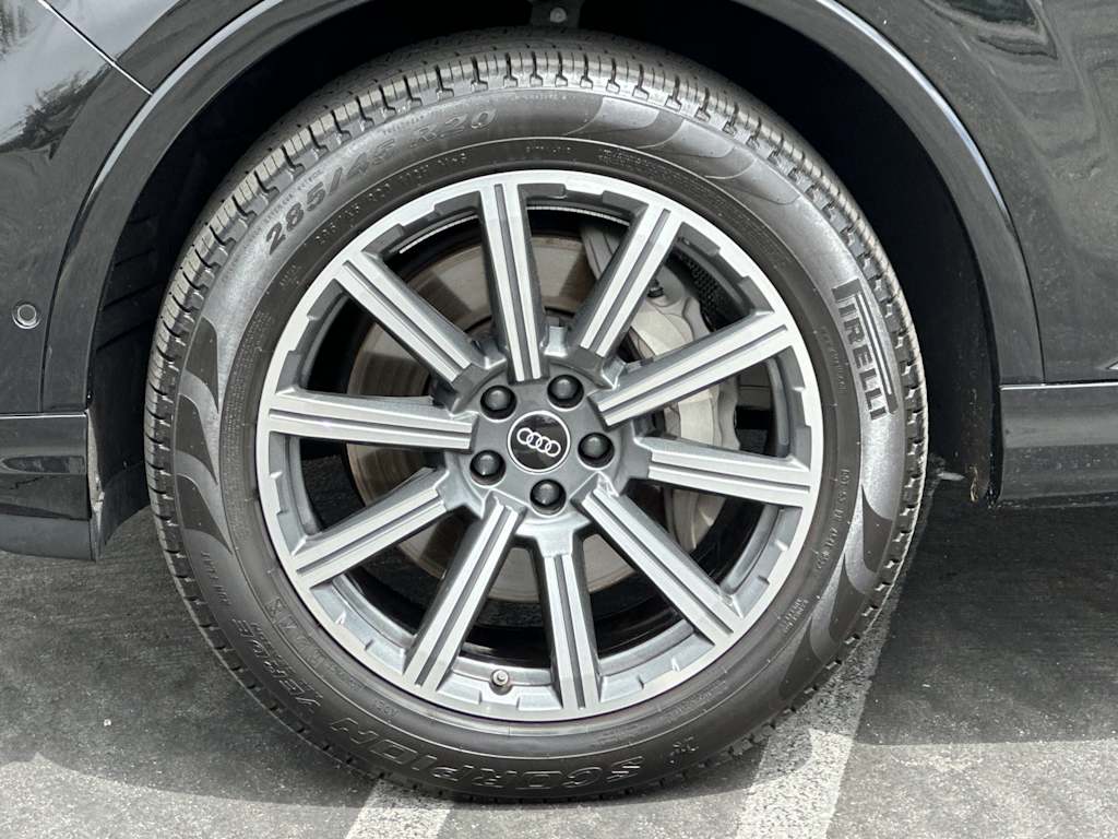 Thumbnail: 2023 Audi Q7 - 7