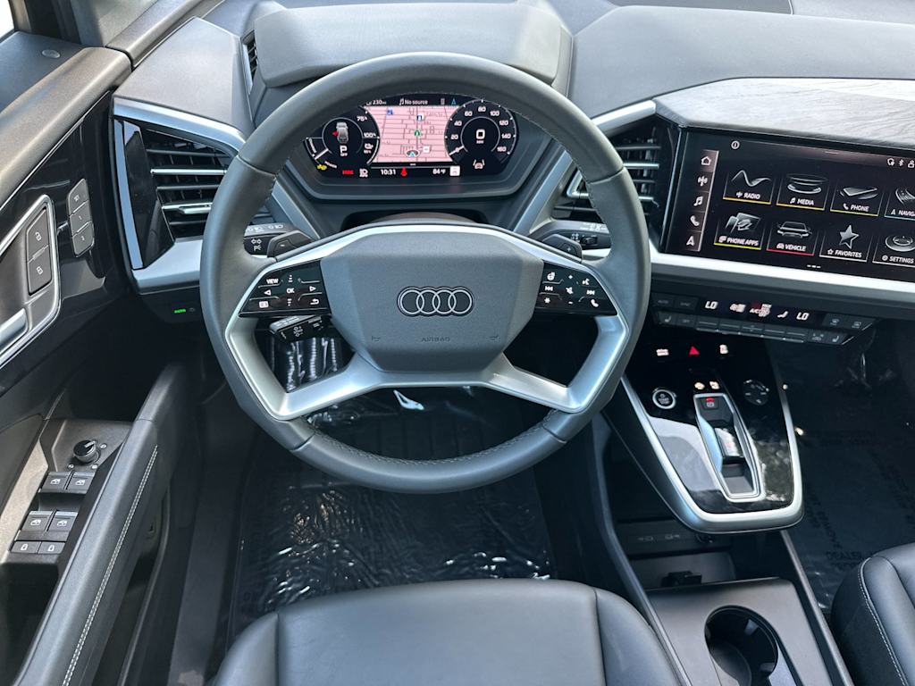 Thumbnail: 2025 Audi Q4 e-tron - 10