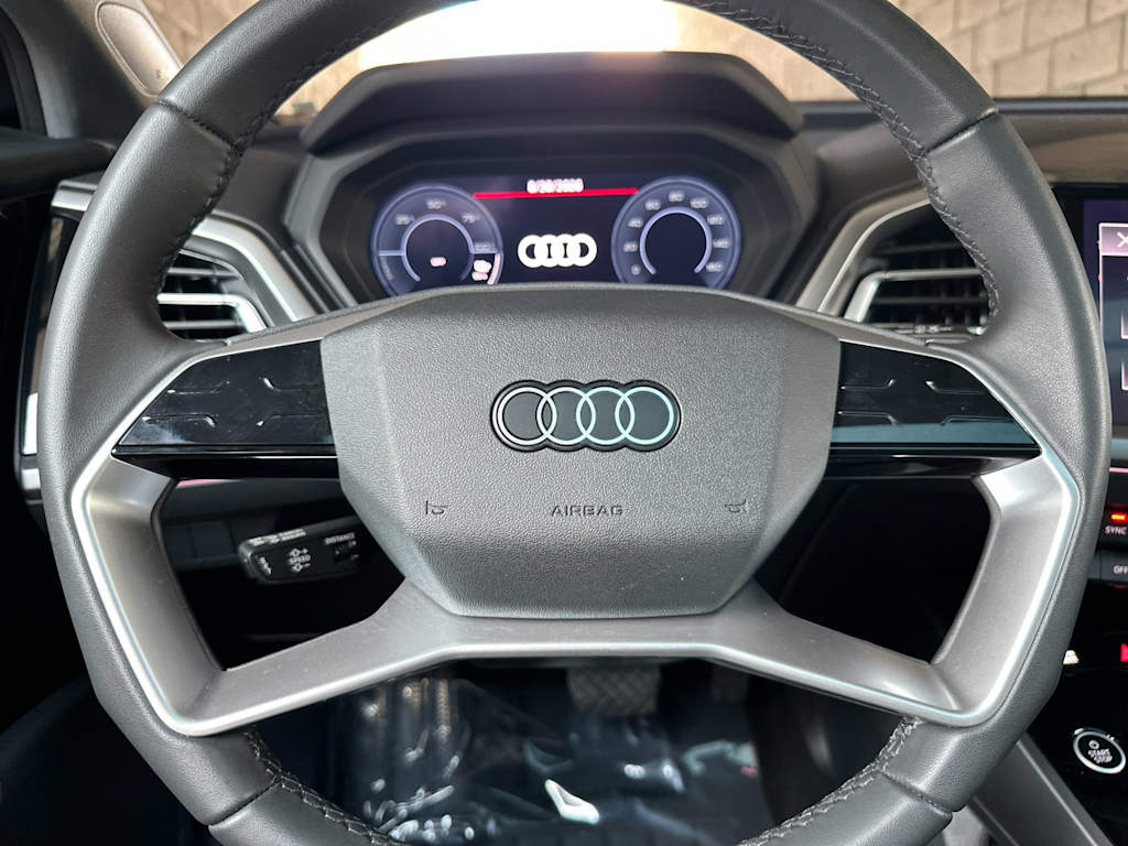 Thumbnail: 2025 Audi Q4 e-tron - 26