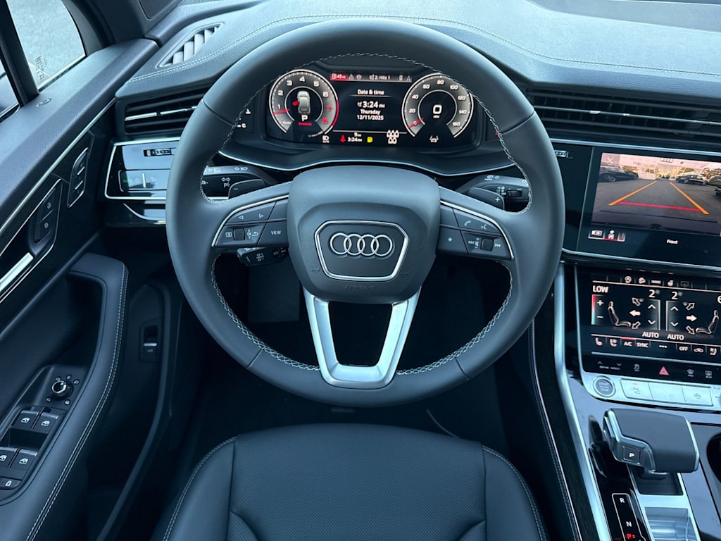 Thumbnail: 2026 Audi Q7 - 10