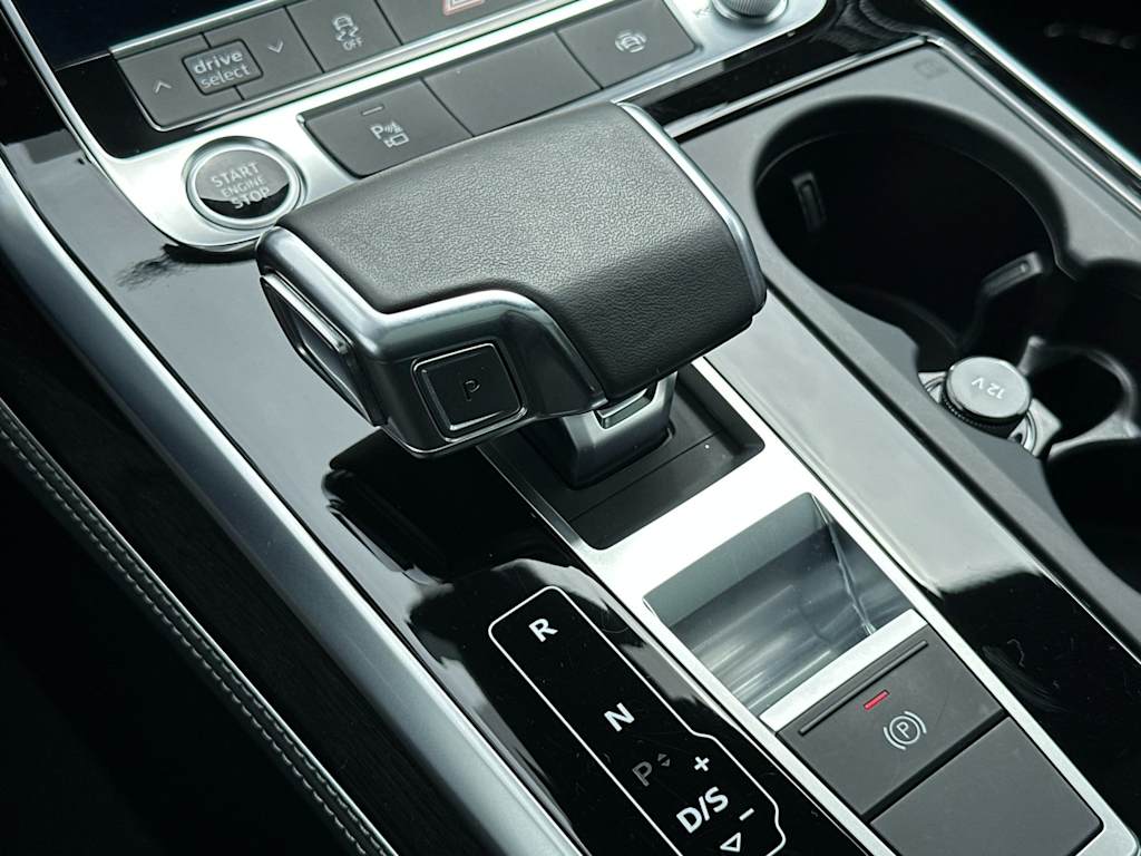 Thumbnail: 2025 Audi Q7 - 13