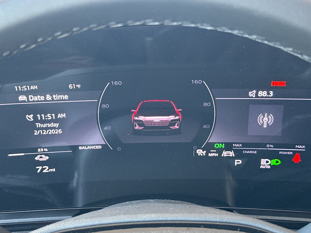 Thumbnail: 2025 Audi e-tron - 12