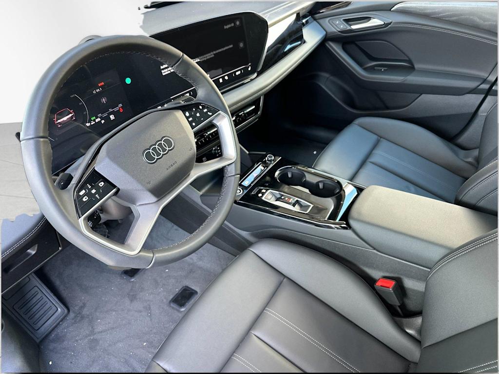 Thumbnail: 2025 Audi e-tron - 2