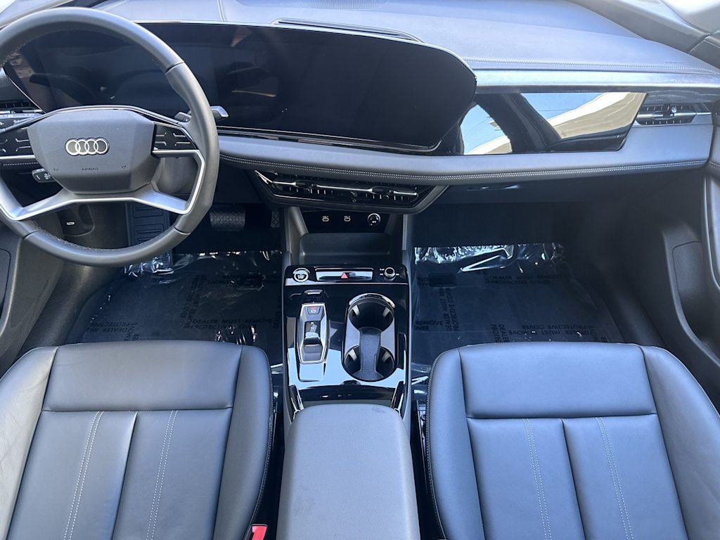 Thumbnail: 2025 Audi e-tron - 2