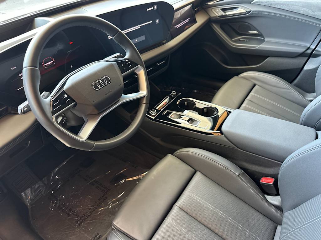 Thumbnail: 2025 Audi e-tron - 8