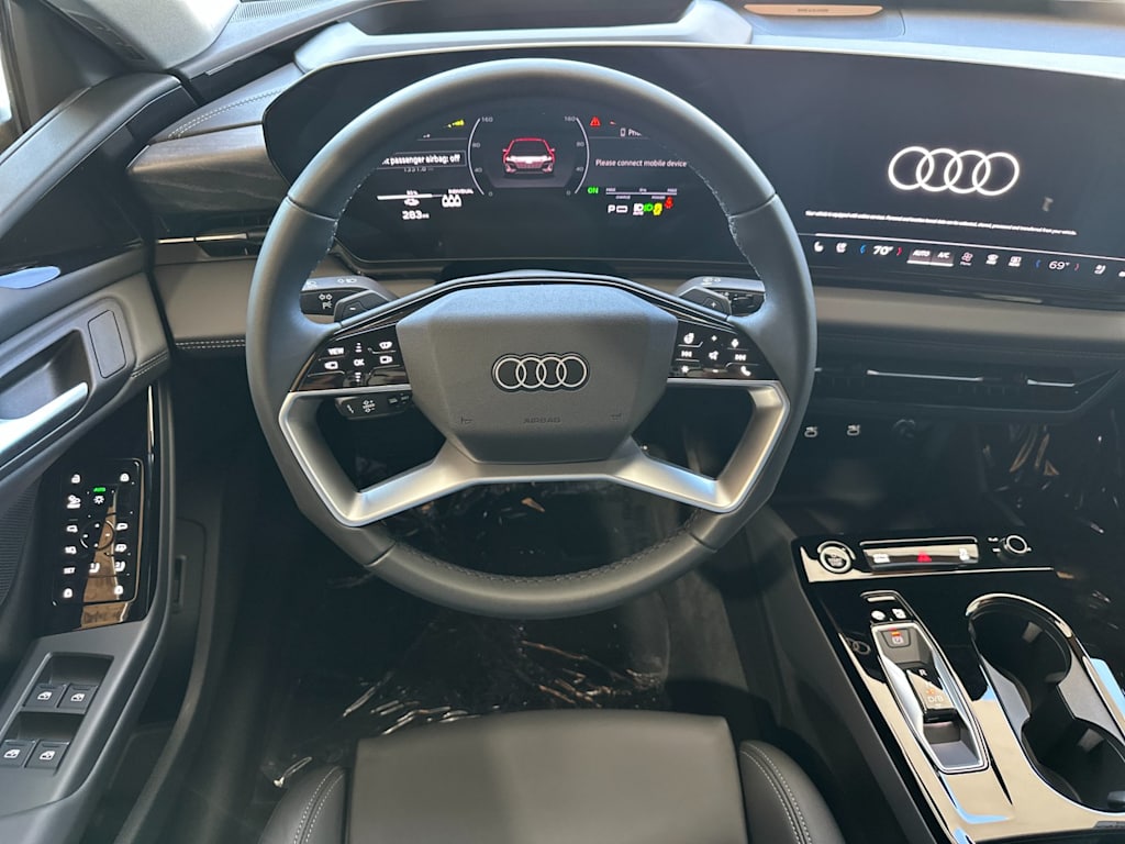 Thumbnail: 2025 Audi e-tron - 10