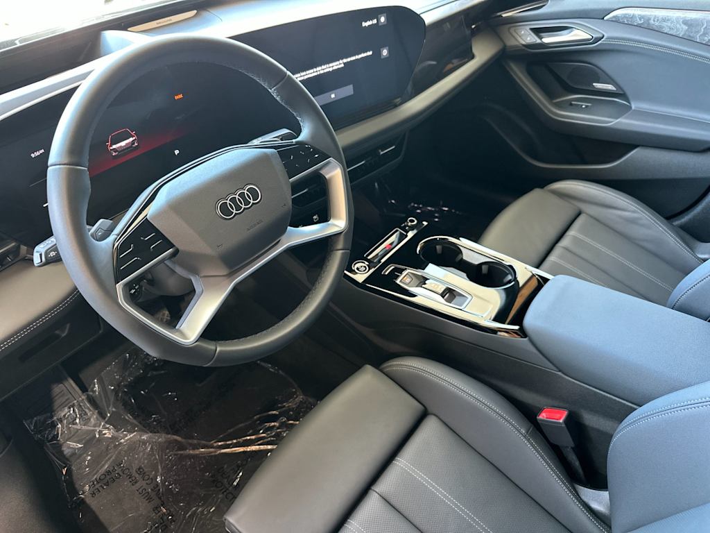 Thumbnail: 2025 Audi e-tron - 8