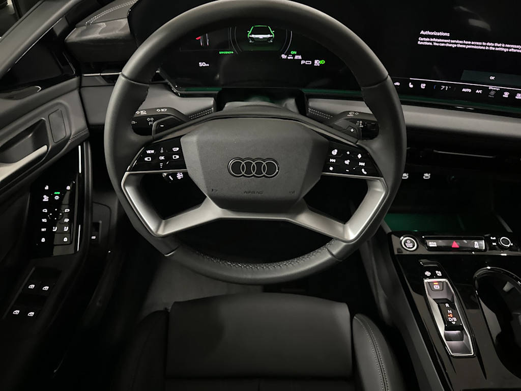 Thumbnail: 2025 Audi e-tron - 9