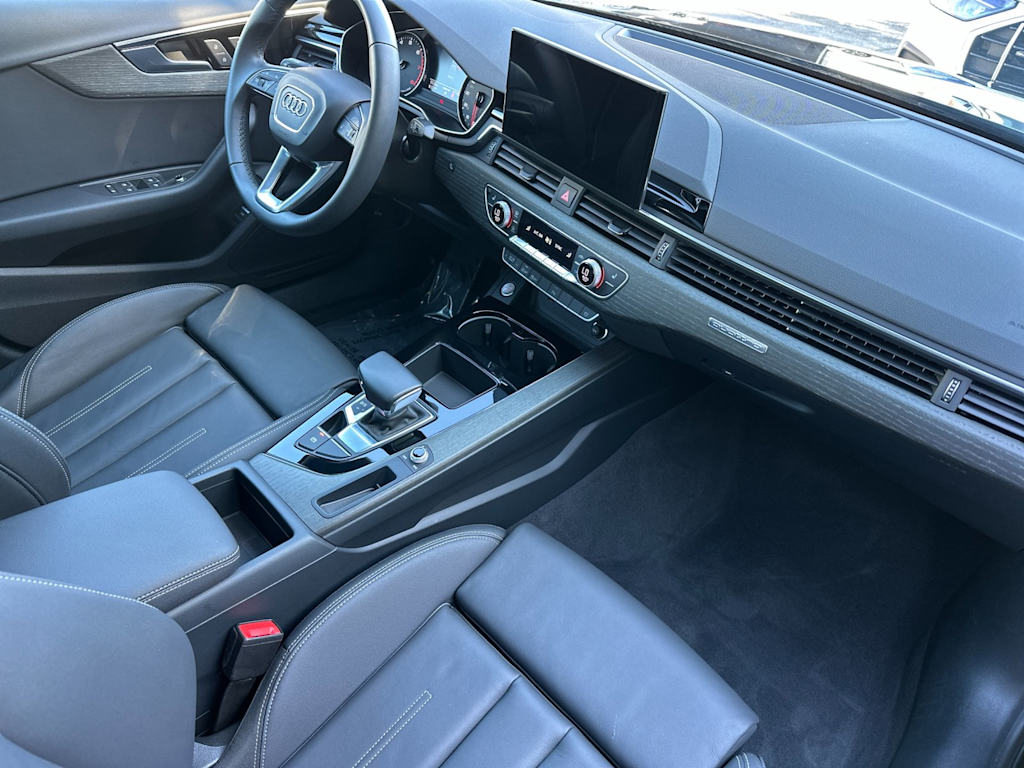 Thumbnail: 2025 Audi A4 - 11