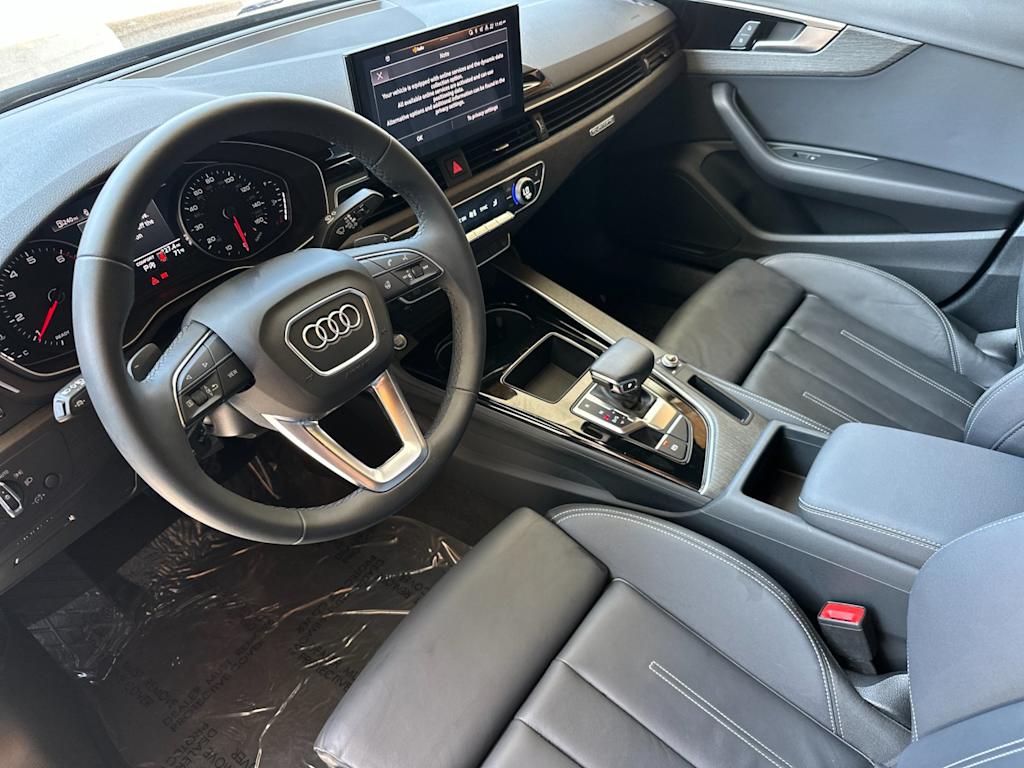 Thumbnail: 2025 Audi A4 - 8