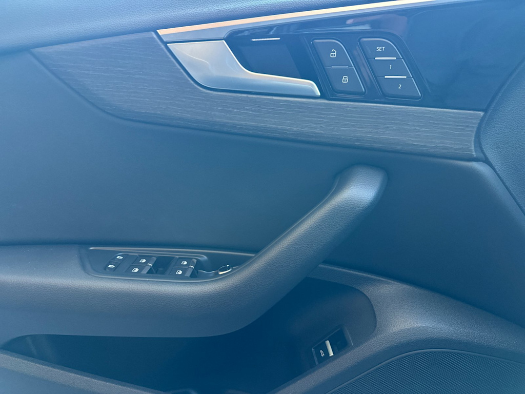 Thumbnail: 2025 Audi A4 - 19