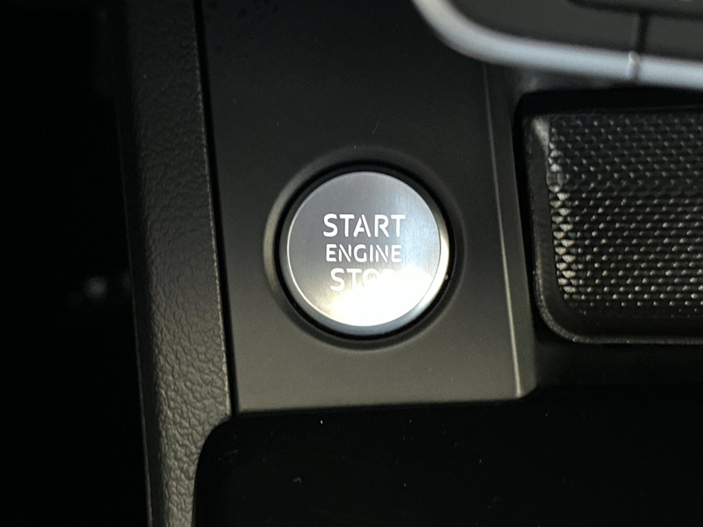 Thumbnail: 2025 Audi A4 - 25