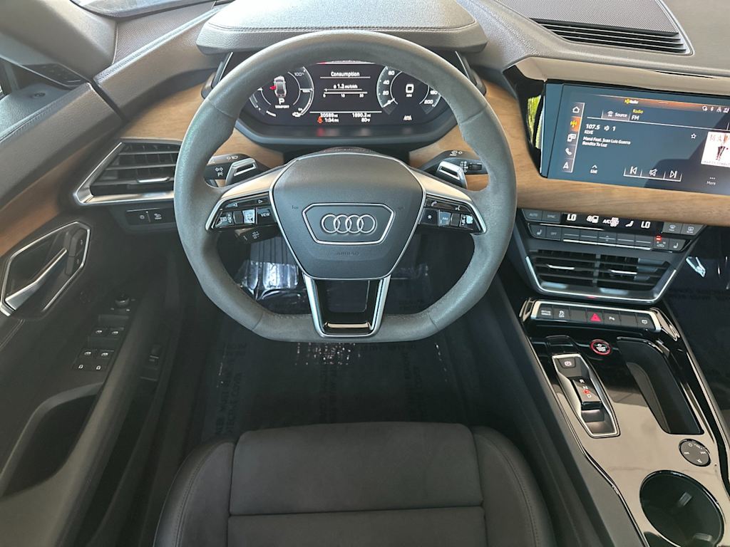 Thumbnail: 2023 Audi e-tron GT - 11