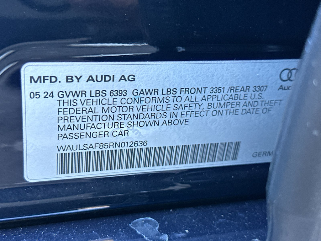 Thumbnail: 2024 Audi S8 - 16