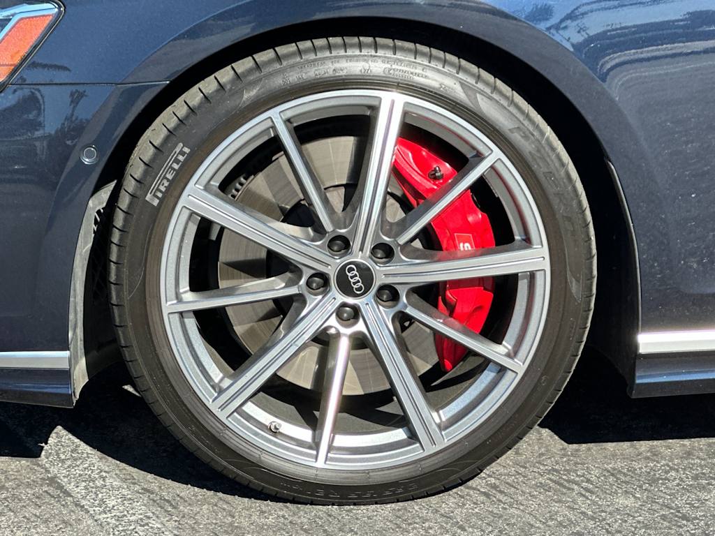 Thumbnail: 2024 Audi S8 - 7