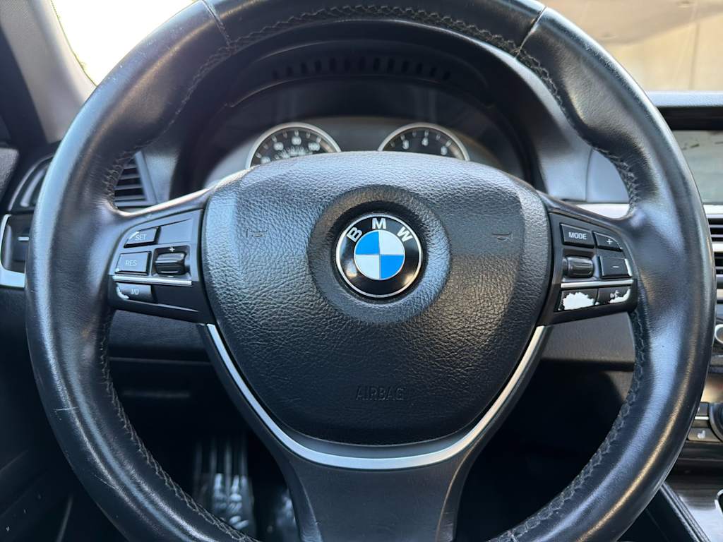 Thumbnail: 2011 BMW 5 Series - 24