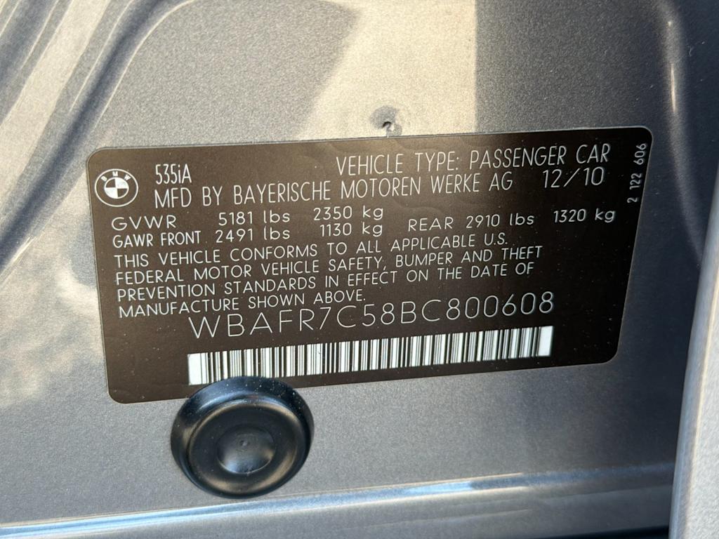 Thumbnail: 2011 BMW 5 Series - 14