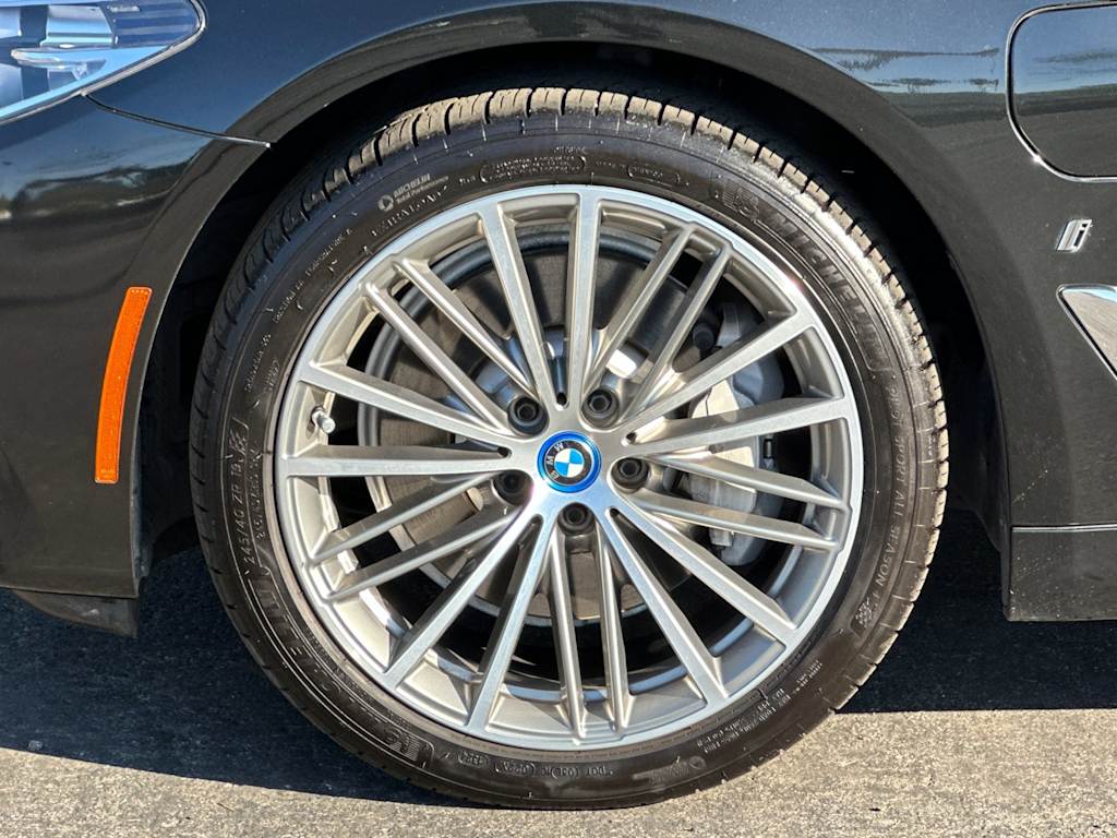 Thumbnail: 2019 BMW 5 Series - 7