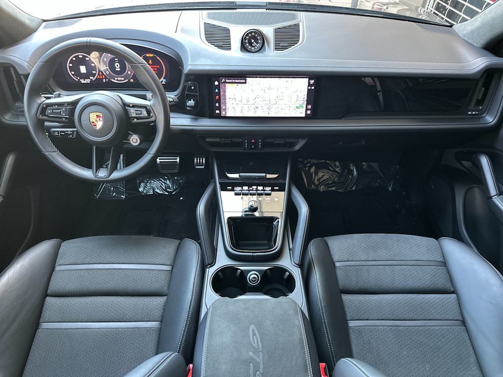 Thumbnail: 2025 Porsche Cayenne - 2