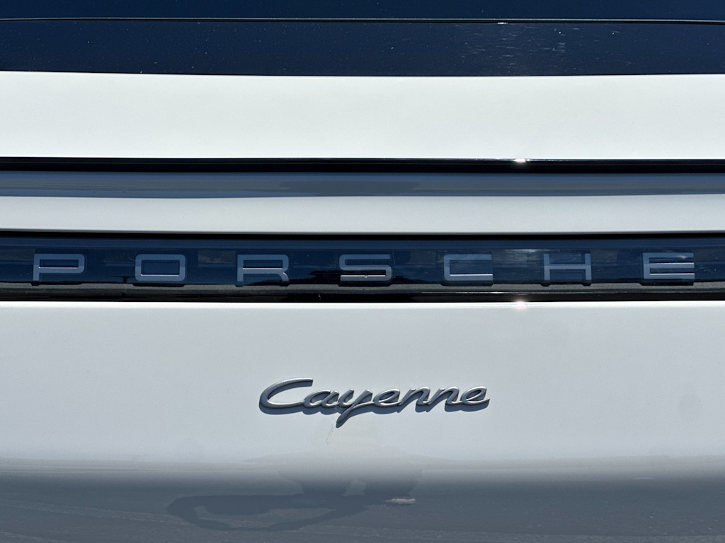 Thumbnail: 2023 Porsche Cayenne - 7
