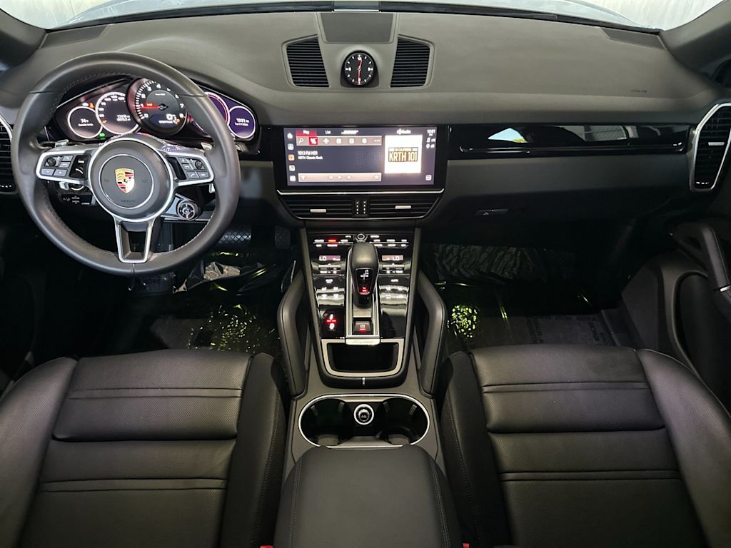 Thumbnail: 2023 Porsche Cayenne - 2