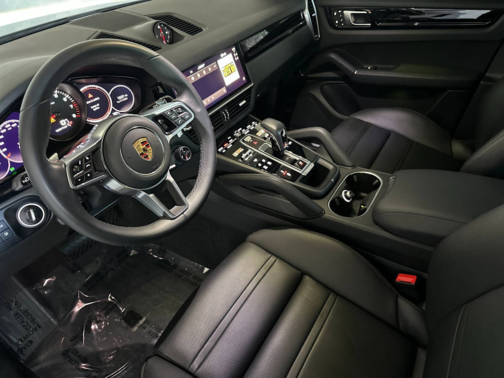 Thumbnail: 2023 Porsche Cayenne - 9
