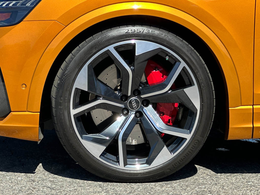 Thumbnail: 2024 Audi RS Q8 - 7