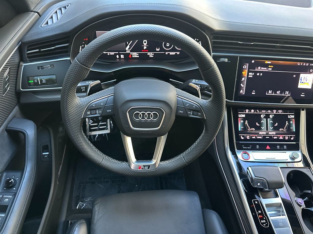 Thumbnail: 2024 Audi RS Q8 - 9