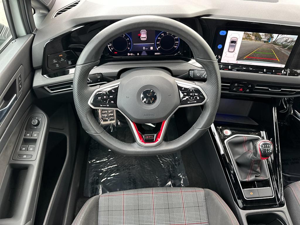 Thumbnail: 2023 Volkswagen Golf - 10